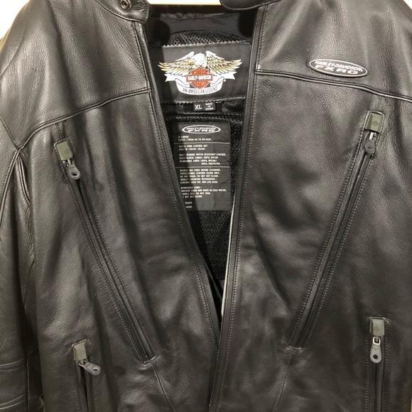 Harley-Davidson FXRG Leather Jacket - Picture 2 of 8